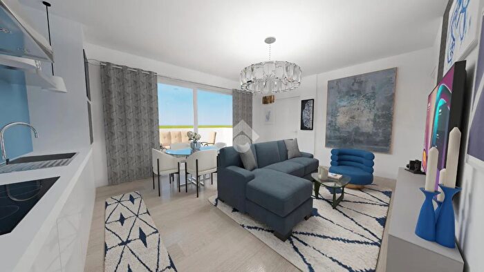 Appartamento trilocale in vendita in Via Castelli Fiorenza, Rho