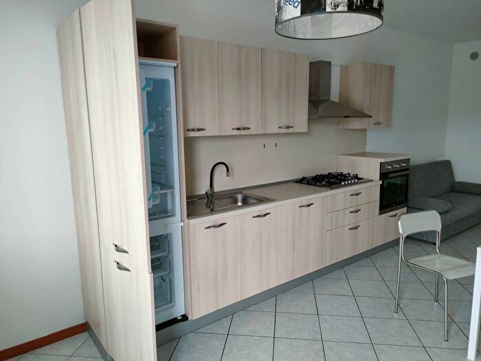 Appartamento trilocale in affitto in Centro, Minerbe