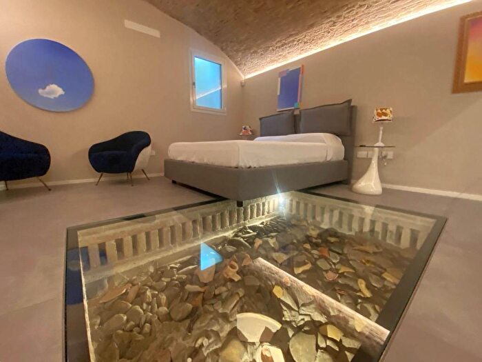 Appartamento con 6 locali in affitto in Corso Giuseppe Garibaldi, Centro Storico, Forlì