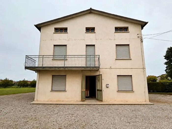 Casa con 5 locali in vendita in Camazzole, Carmignano Di Brenta