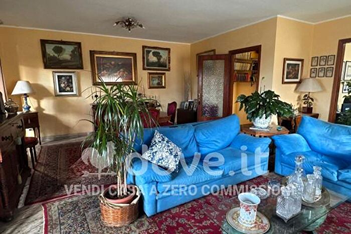 Appartamento quadrilocale in vendita in Via Vallone Petrara, Reggio Calabria