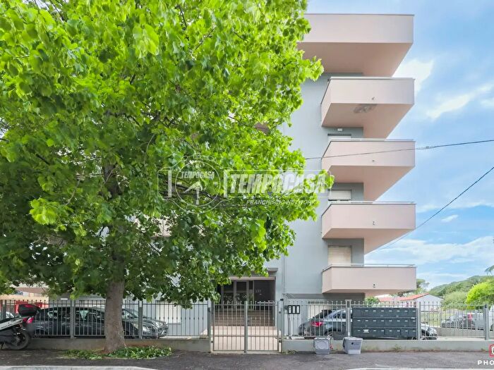 Appartamento bilocale in vendita in Via Settembrini, Misano Adriatico