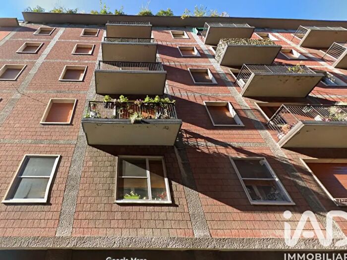 Appartamento con 5 locali in vendita in Via Francesco Todaro, Bologna