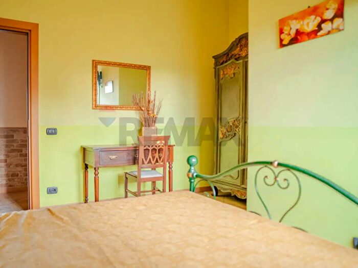 Casa con 10 locali in vendita in Via Randa Snc, Bitritto