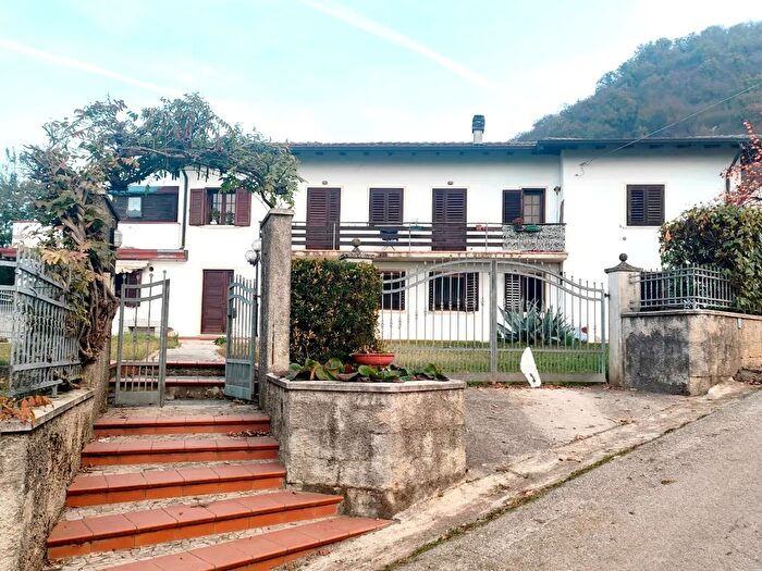 Appartamento con 5 locali in vendita in Via Lucca, Cornedo Vicentino