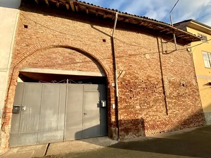 Casa con 5 locali in vendita in Via Agostino Lanzavecchia, Sezzadio