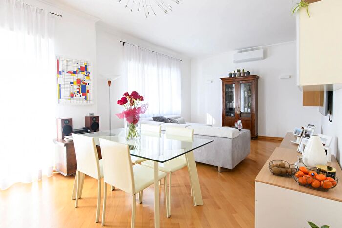 Appartamento con 7 locali in vendita in Gorizia Via dei Gelsi, Gorizia