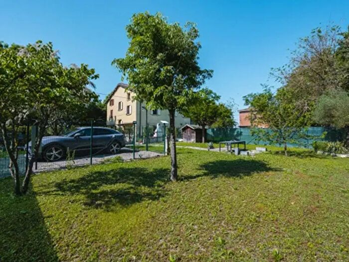 Casa quadrilocale in vendita in Via Spuntona, Carpi