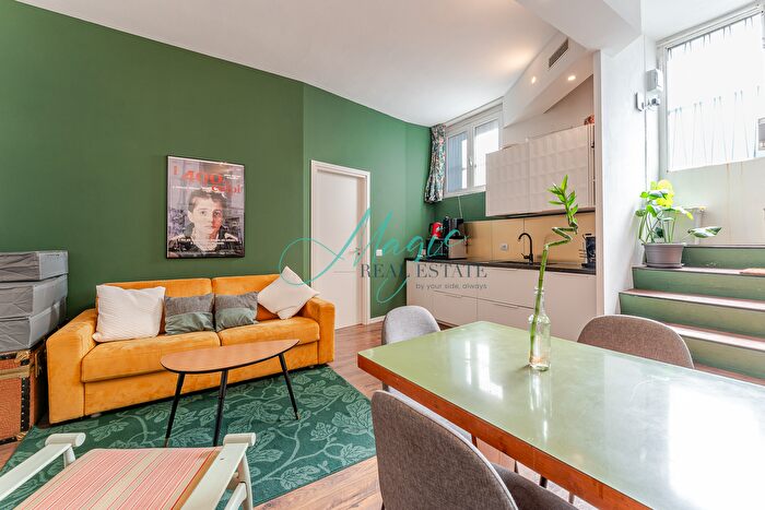 Appartamento bilocale in vendita in Via Stresa, Milano