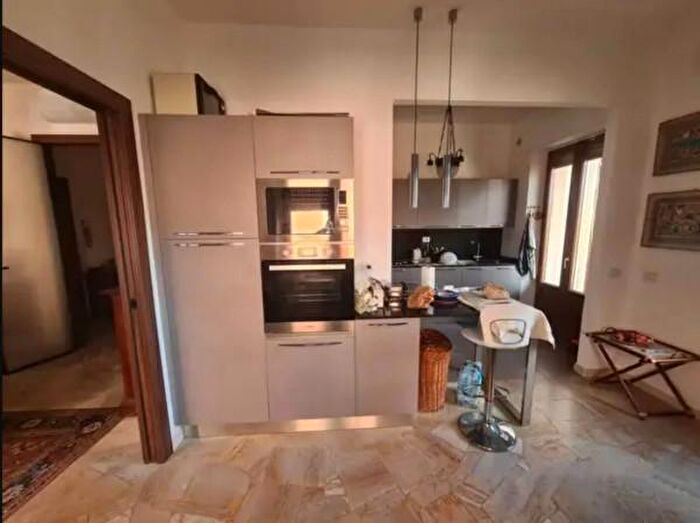 Appartamento quadrilocale in vendita in Via Fratelli Bimbi, Siena