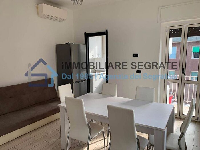 Appartamento bilocale in affitto in Via Antonio Gramsci, Segrate Centro, Segrate