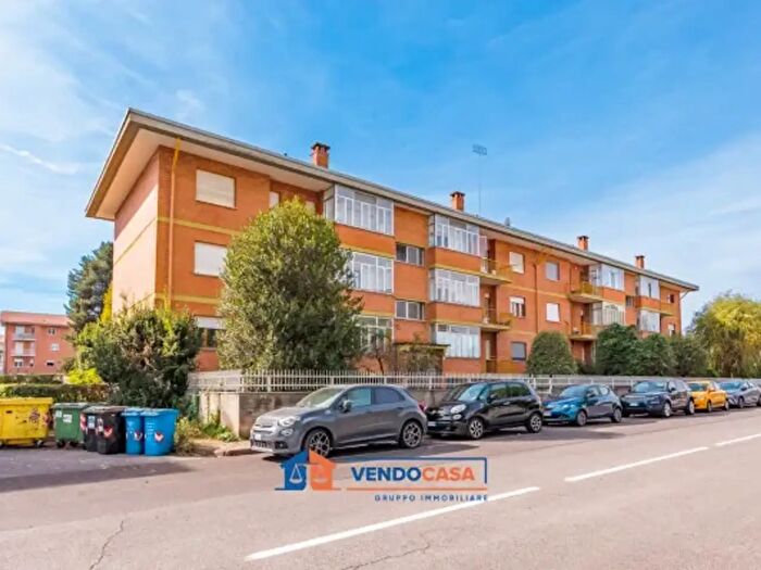 Appartamento con 5 locali in vendita in Via Leonardo Ferrero, Cuneo