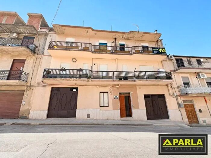 Appartamento quadrilocale in vendita in Via Alfredino Rampi, Canicatti'