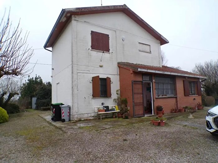 Casa con 5 locali in vendita in Via Ferrara, Ostellato