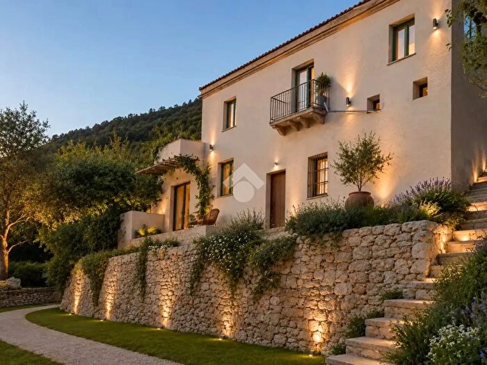 Casa con 7 locali in vendita in Via Lama Paletta, Amalfi