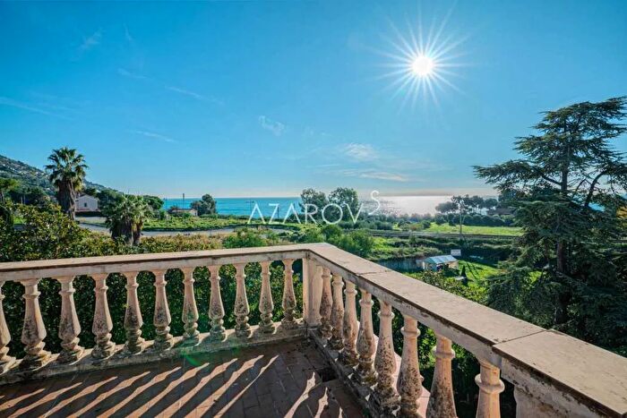 Appartamento trilocale in vendita in Ventimiglia