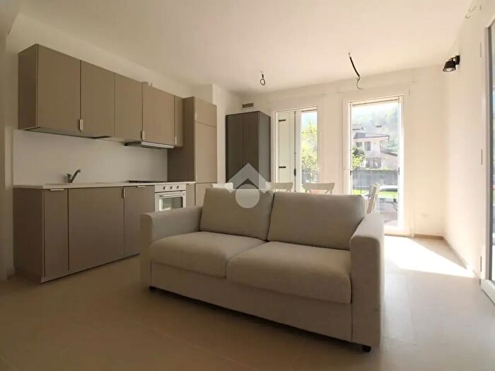 Appartamento bilocale in affitto in Via Capponi, Chiampo