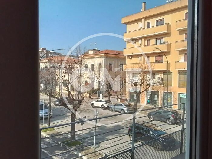 Appartamento con 7 locali in vendita in Via Sallustio, Pescara