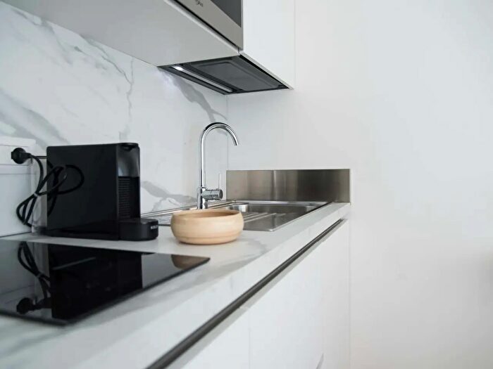 Appartamento monolocale in affitto in Via Amatore Sciesa, Milano