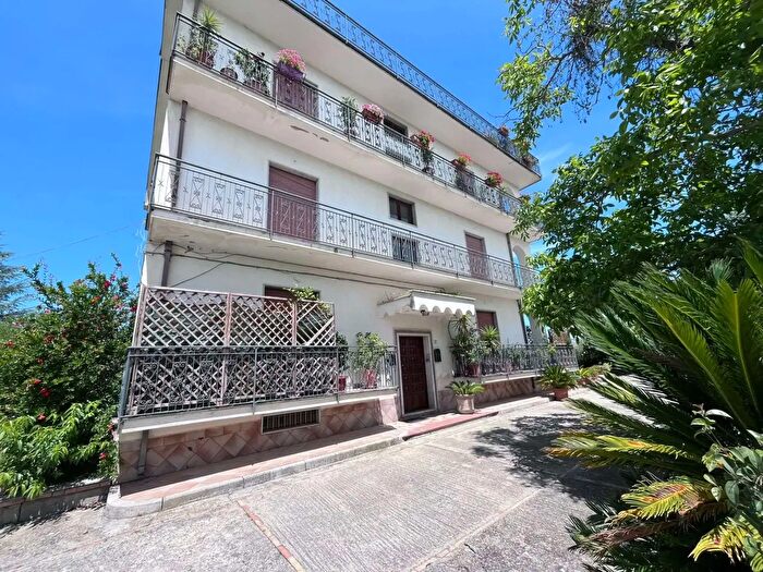 Appartamento con 6 locali in vendita in San Vitale, Benevento