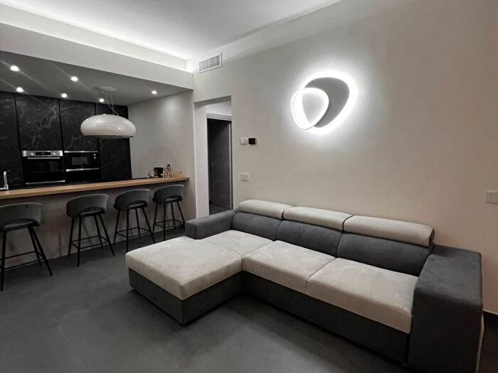 Appartamento trilocale in affitto in Via Antonio Pacinotti, San Pietro Pace, Rho
