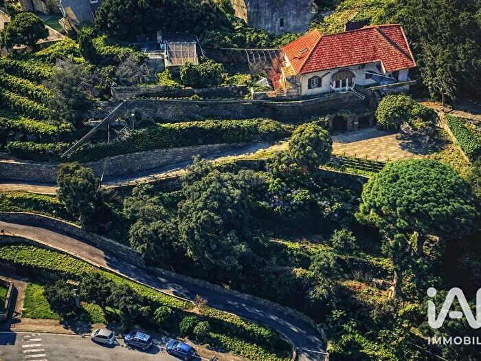 Casa con 12 locali in vendita in Via San Donato, Varazze