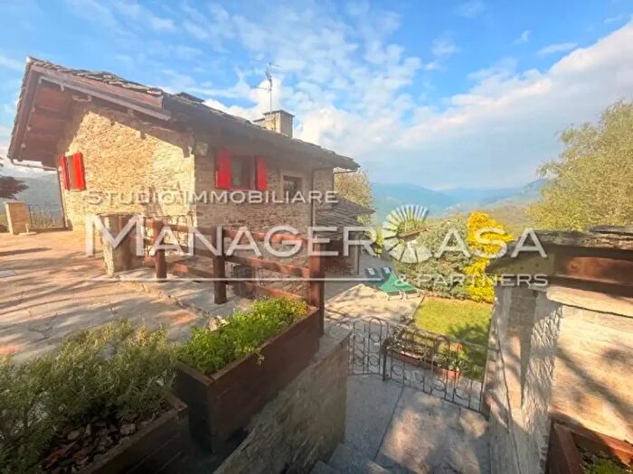 Casa con 6 locali in vendita in Borgata Grangia, Roccabruna