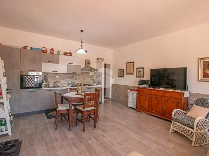Appartamento quadrilocale in vendita in Vocabolo Berardelli, Magliano Sabina