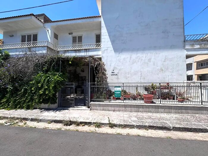 Appartamento con 5 locali in vendita in Via Giulia, Galatina