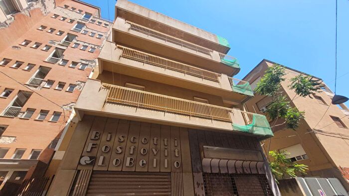 Casa con 16 locali in vendita in Via Aristofane, Siracusa