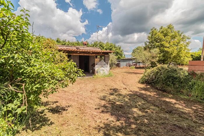 Casa monolocale in vendita in Località Pian Cucuzza, Capranica