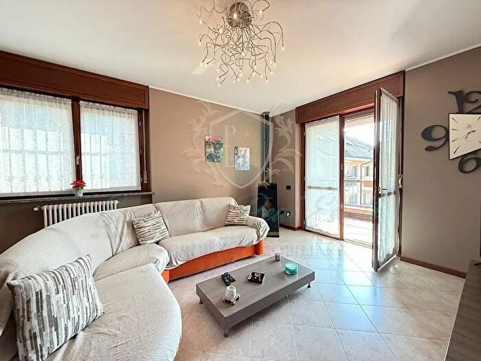 Appartamento quadrilocale in vendita in Via Piave, Lodi Vecchio