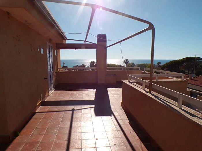 Appartamento con 5 locali in vendita in Via delle Muse, Anzio