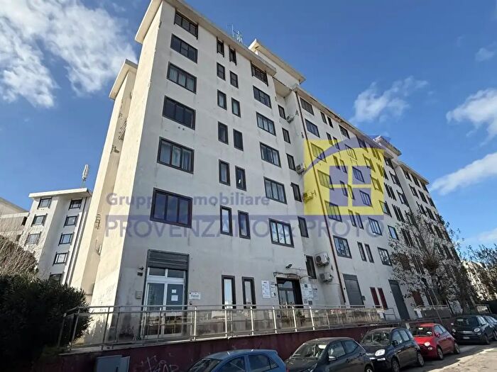 Appartamento trilocale in vendita in Via Tor Pisana, Brindisi