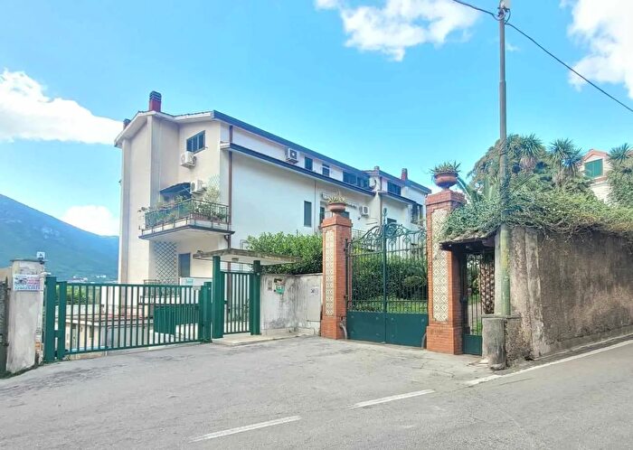 Appartamento bilocale in vendita in Cava De Tirreni