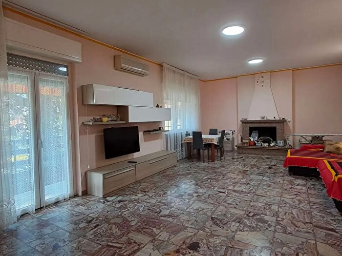 Appartamento quadrilocale in vendita in Busto Garolfo