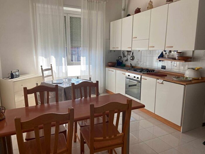 Appartamento bilocale in affitto in Via Giuseppe Parini, Saronno