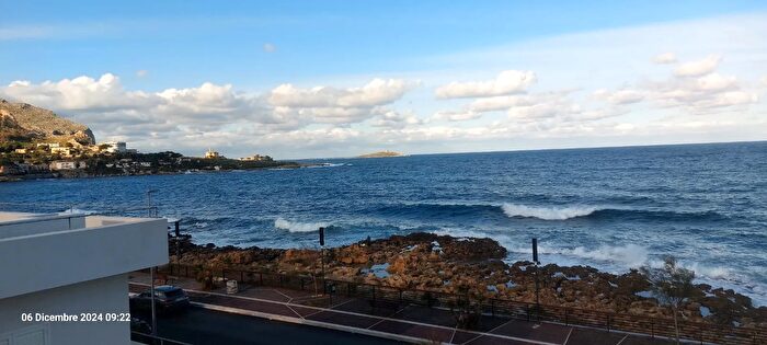 Casa con 12 locali in vendita in Via Barcarello, Palermo
