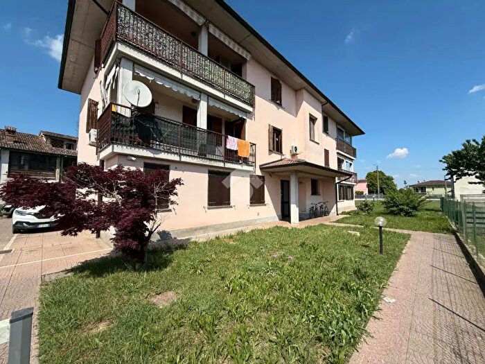 Appartamento bilocale in vendita in Via Don Patrini, Trescore Cremasco