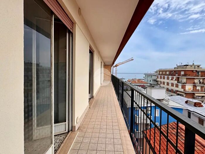 Appartamento quadrilocale in vendita in Via Orazio, San Benedetto Del Tronto