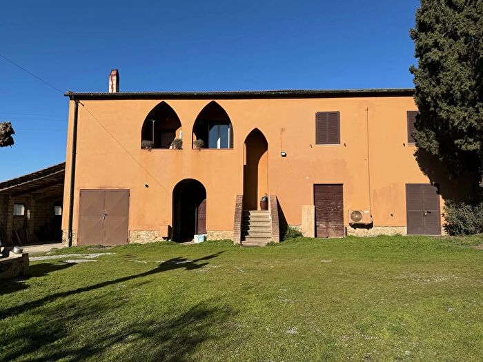 Casa con 12 locali in vendita in San Lorenzo, Suvereto