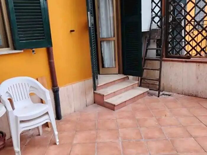 Appartamento bilocale in affitto in Via degli Orafi, Roma