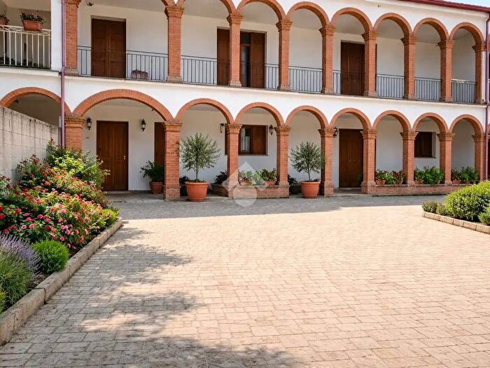Casa quadrilocale in vendita in Via Piro, Casaluce