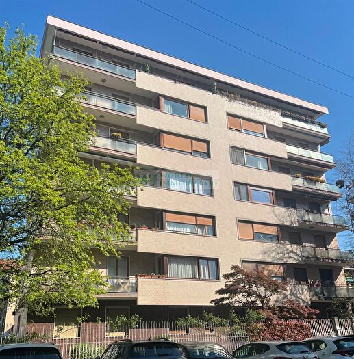 Appartamento quadrilocale in vendita in Via Ottaviano Fabrizio Mossotti, Milano