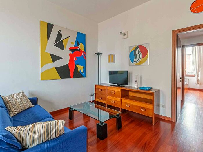 Appartamento bilocale in affitto in Via Ascanio Sforza, Pezzotti Meda, Milano