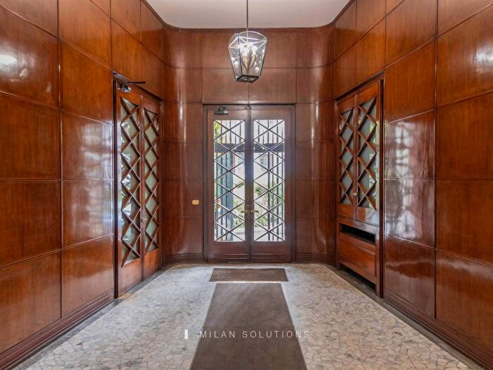 Appartamento quadrilocale in affitto in Piazza SantErasmo, Brera, Milano