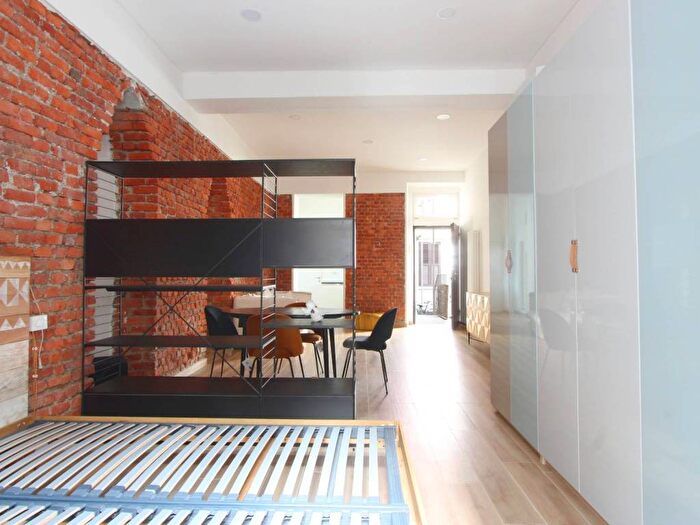 Appartamento bilocale in affitto in Via Panfilo Nuvolone, Certosa, Milano