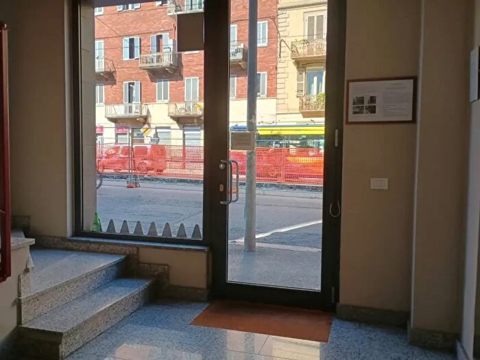 Appartamento bilocale in vendita in Via Antonio Cecchi, Torino