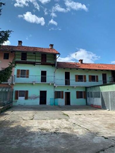 Casa quadrilocale in vendita in Località Massarotta, Alice Castello