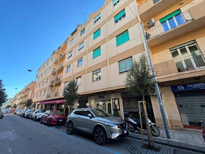 Appartamento trilocale in vendita in Via Ettore Lombardo Pellegrino, Messina